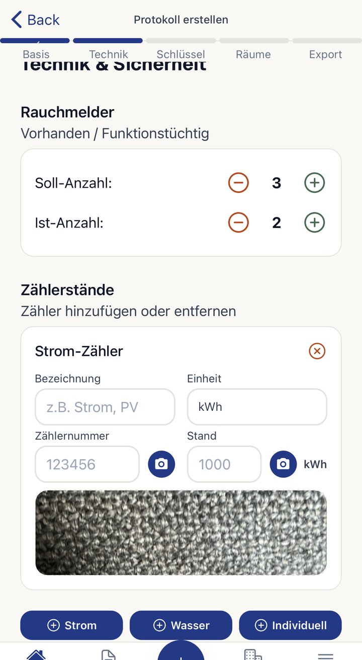 Technik & Sicherheit: Rauchmelder, Strom-Zähler mit Zählernummer und Stand sowie Buttons für Strom, Wasser und eigene Zähler